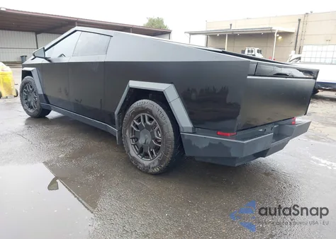 2024 Tesla Cybertruck All-Wheel Drive from USA, damaged, VIN 7G2CEHED0RA001313